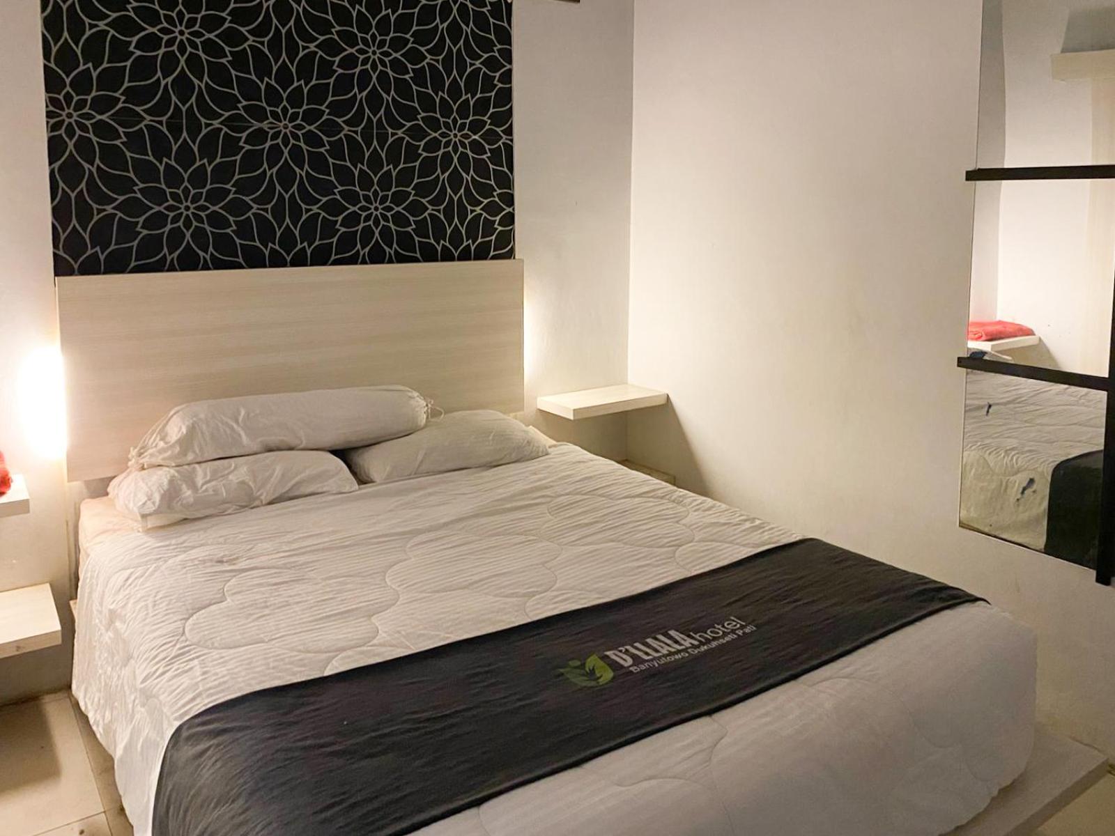 Reddoorz Near Pantai Idola Banyutowo Hotel D'Llala Pati 外观 照片