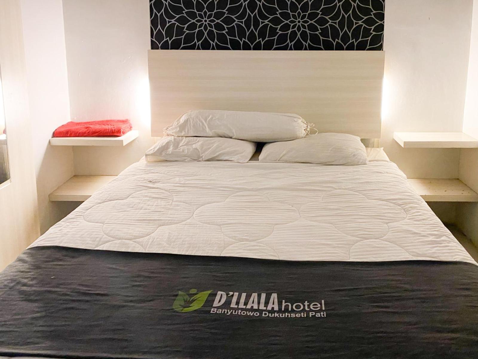 Reddoorz Near Pantai Idola Banyutowo Hotel D'Llala Pati 外观 照片